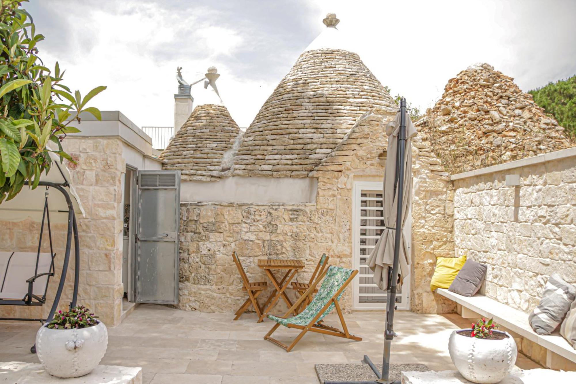 Trullo Giuditta Martina Franca Luaran gambar